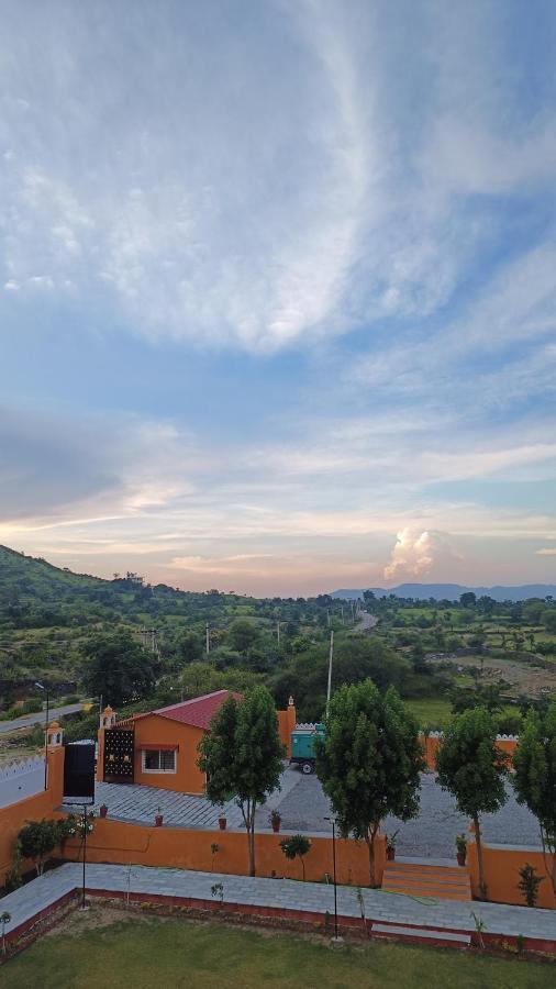 Akshay Valley Kama Buitenkant foto